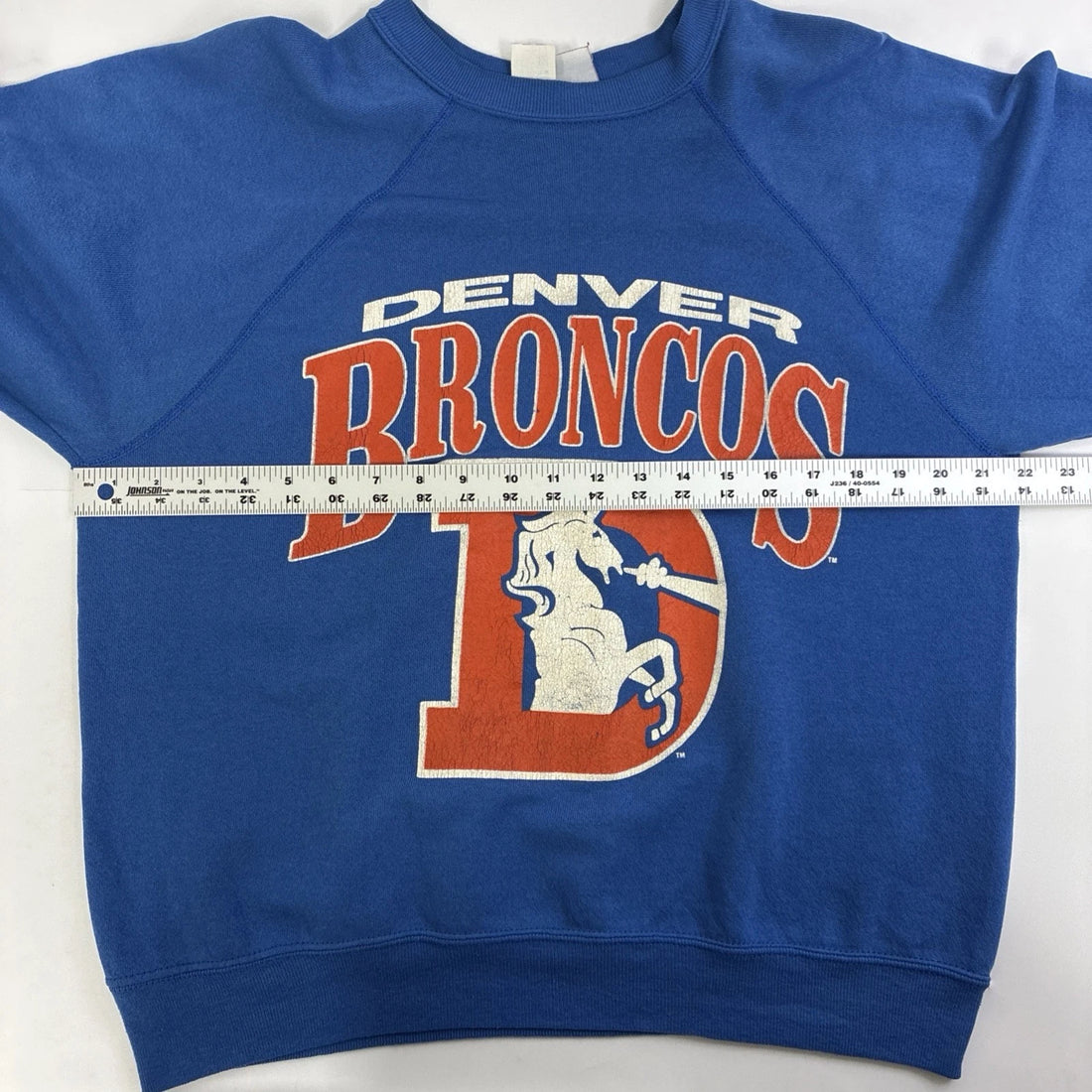 Vintage Denver Broncos Sweatshirt Crewneck Size Medium NFL