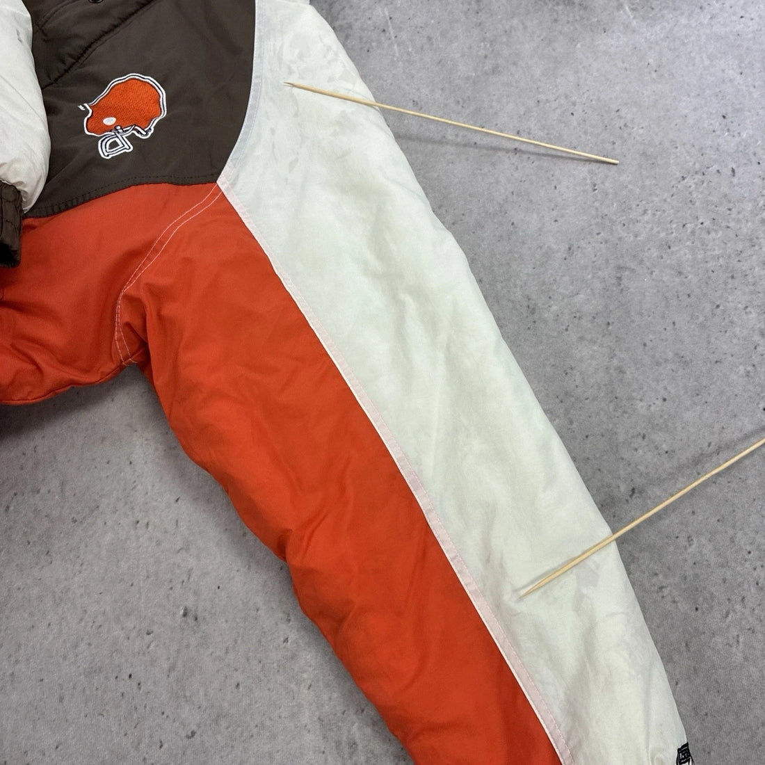 Vintage Cleveland Browns Logo 7 Puffer Jacket Size XL NFL