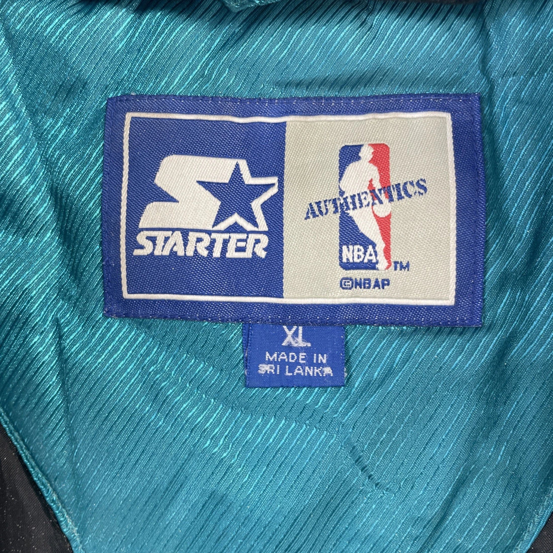 Vintage Detroit Pistons Starter Puffer Jacket Size XL 90s NBA