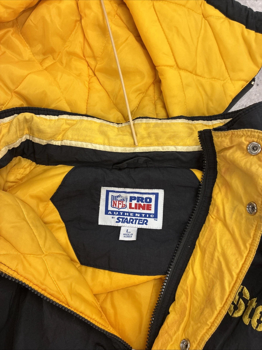Vintage Pittsburgh Steelers Starter Puffer Jacket Size Large NFL