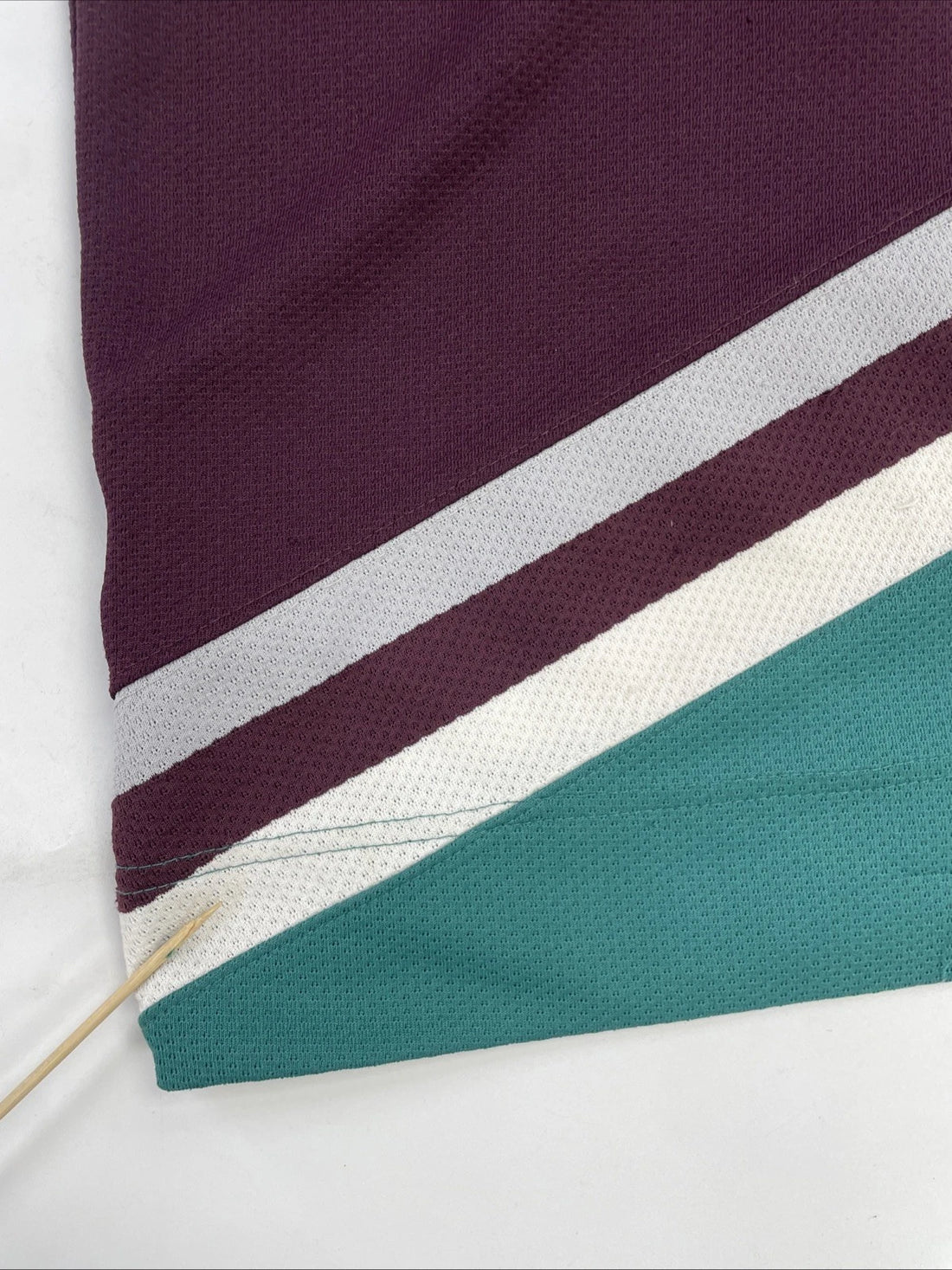 Vintage Anaheim Mighty Ducks Starter Jersey Youth Size Large/XL NHL