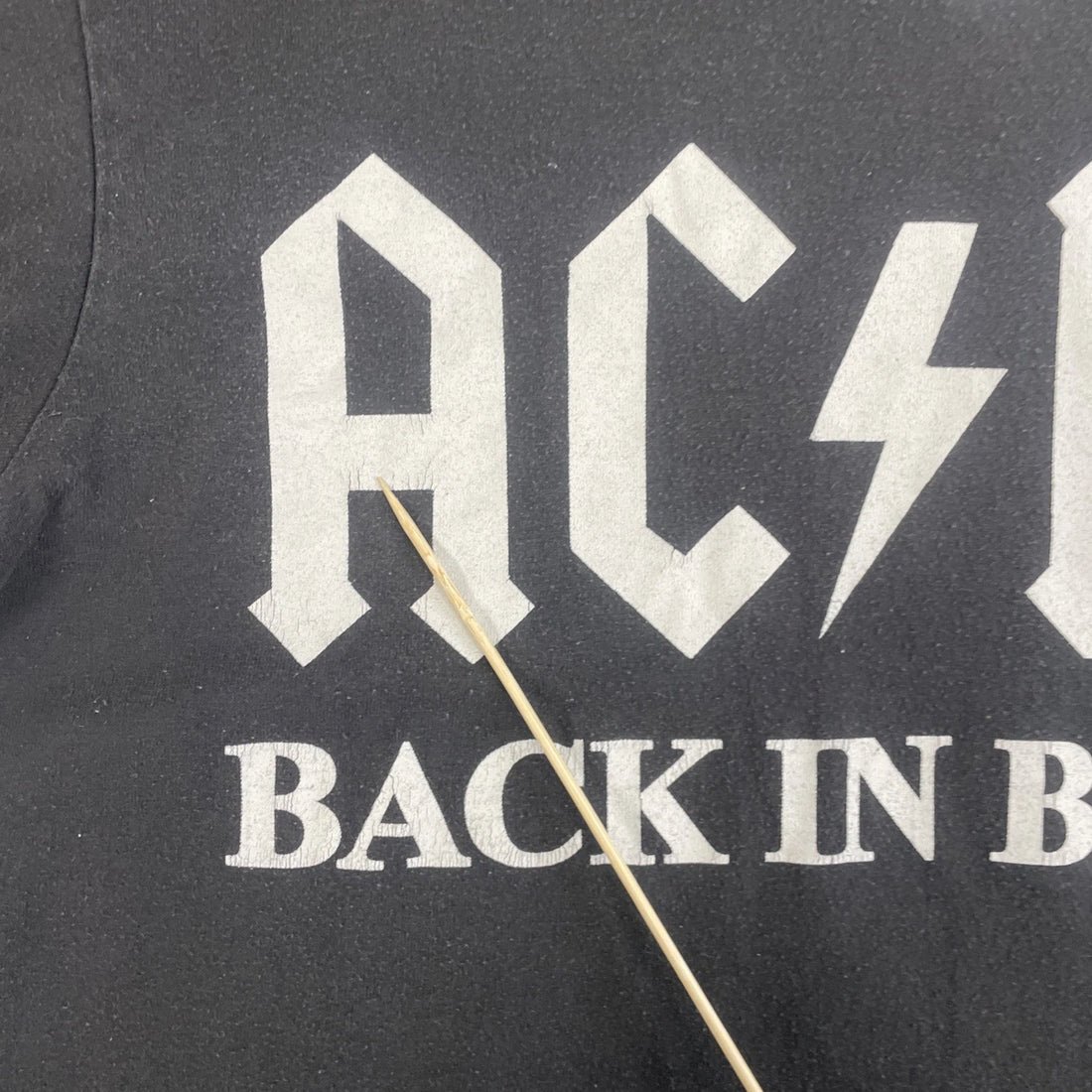 Vintage ACDC Back In Black T-Shirt Size Large 2000