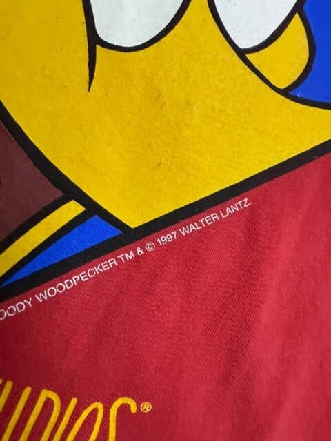 Vintage Woody Woodpecker Universal Studios T-Shirt Size Medium 1997 90s