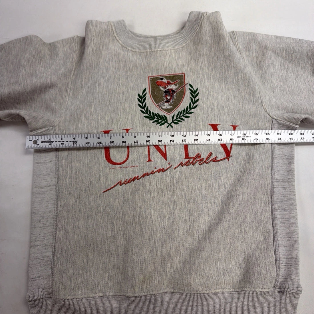 Vintage UNLV Runnin' Rebels Crewneck Sweatshirt Size Large NCAA