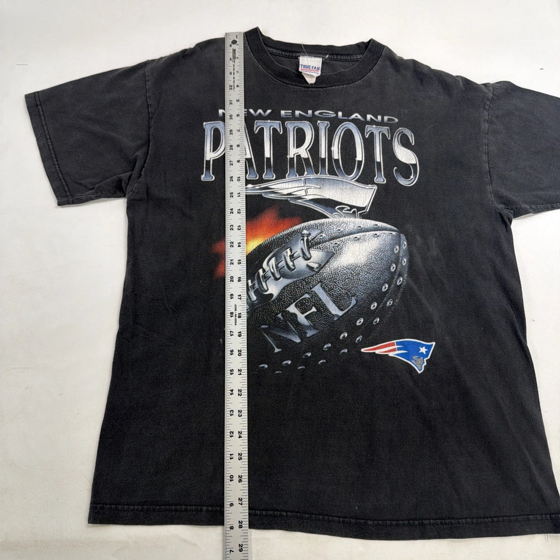 Vintage New England Patritos T-Shirt Size Large NFL