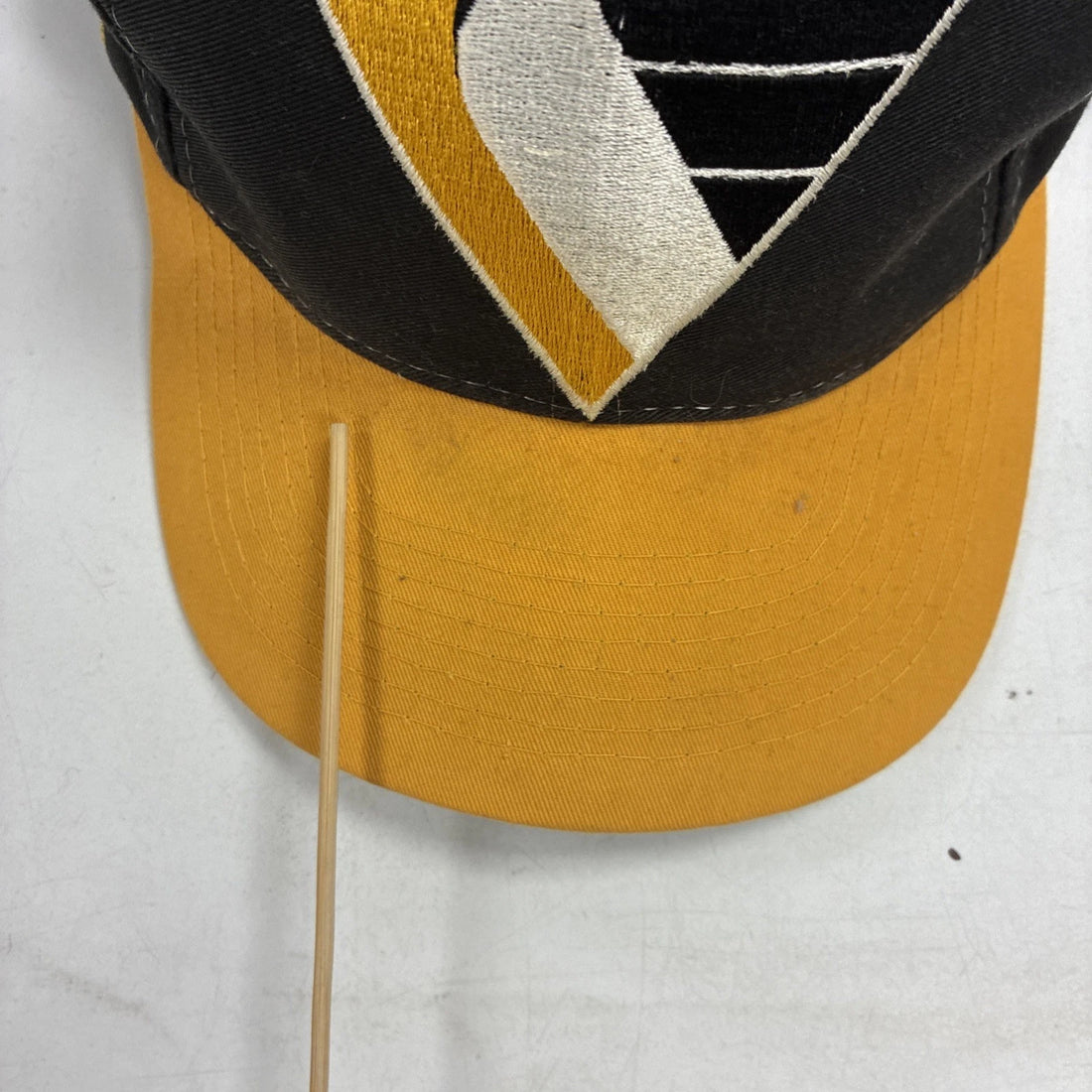 Vintage Pittsburgh Penguins Blockhead Logo Athletic Snapback Hat OSFA NHL