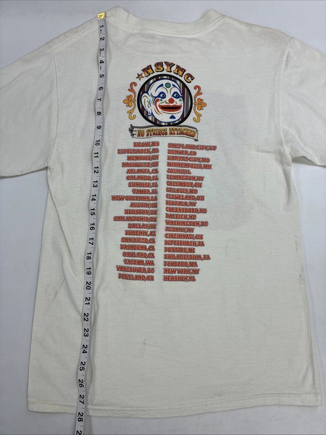 Vintage NSync No Strings Attached Tour T-Shirt Size Small
