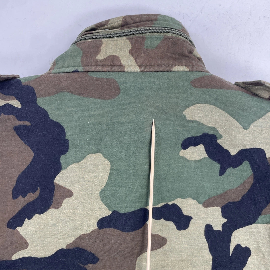 U.S. Army Military Cold Weather Woodland Camo Field Jacket Size Medium