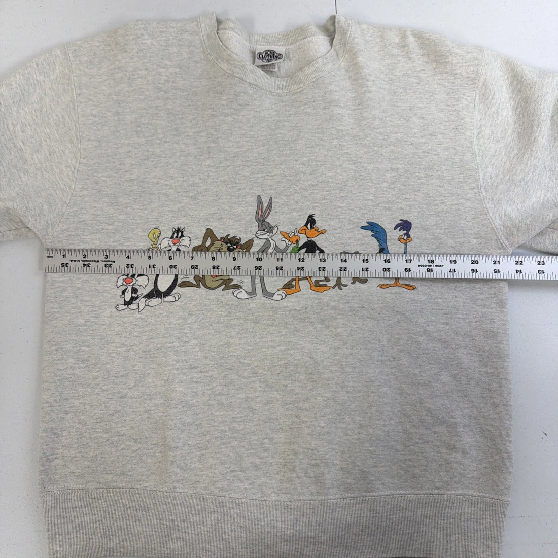 Vintage Looney Tunes Crewneck Sweatshirt Size Medium