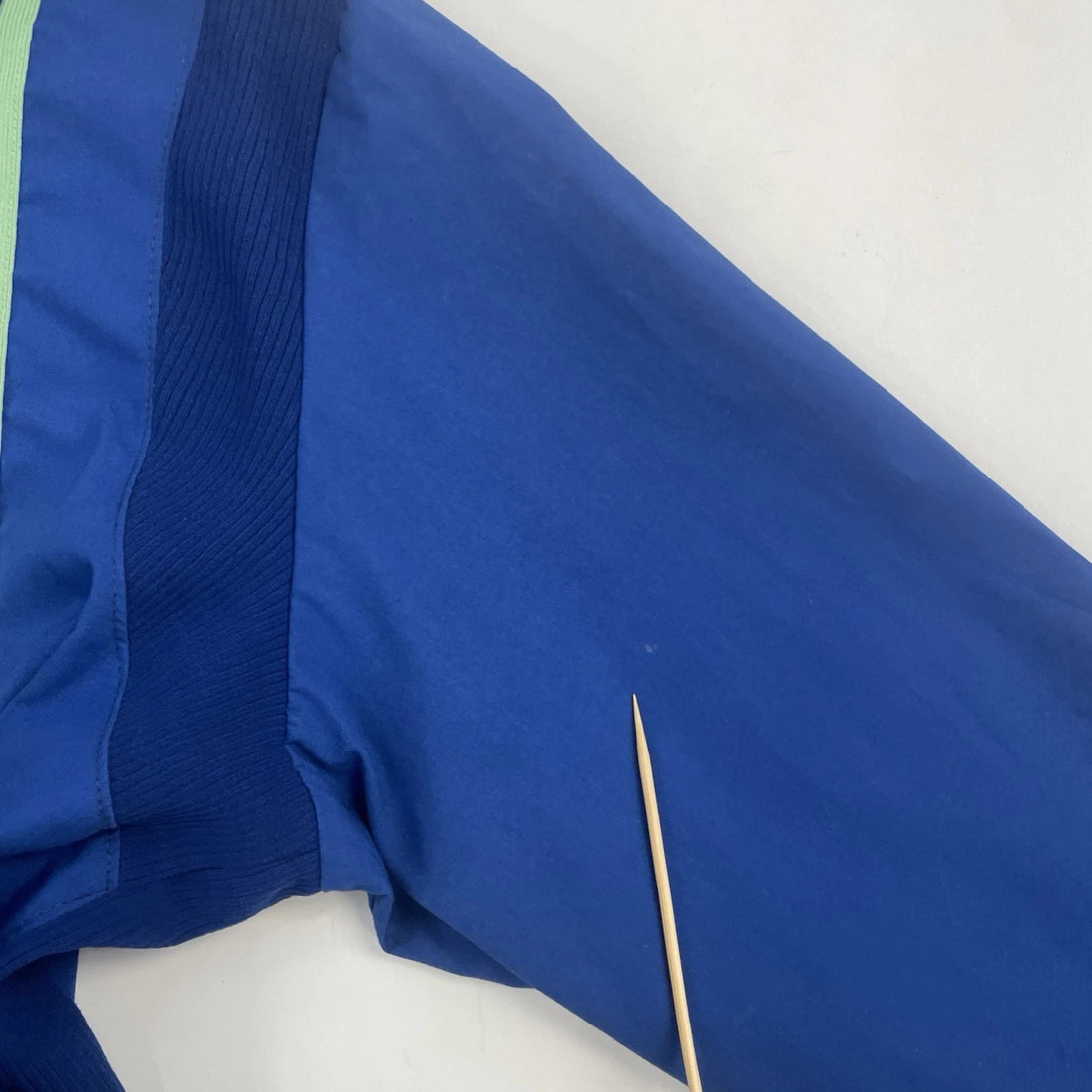 Vintage Adidas Track Jacket Size Large Blue