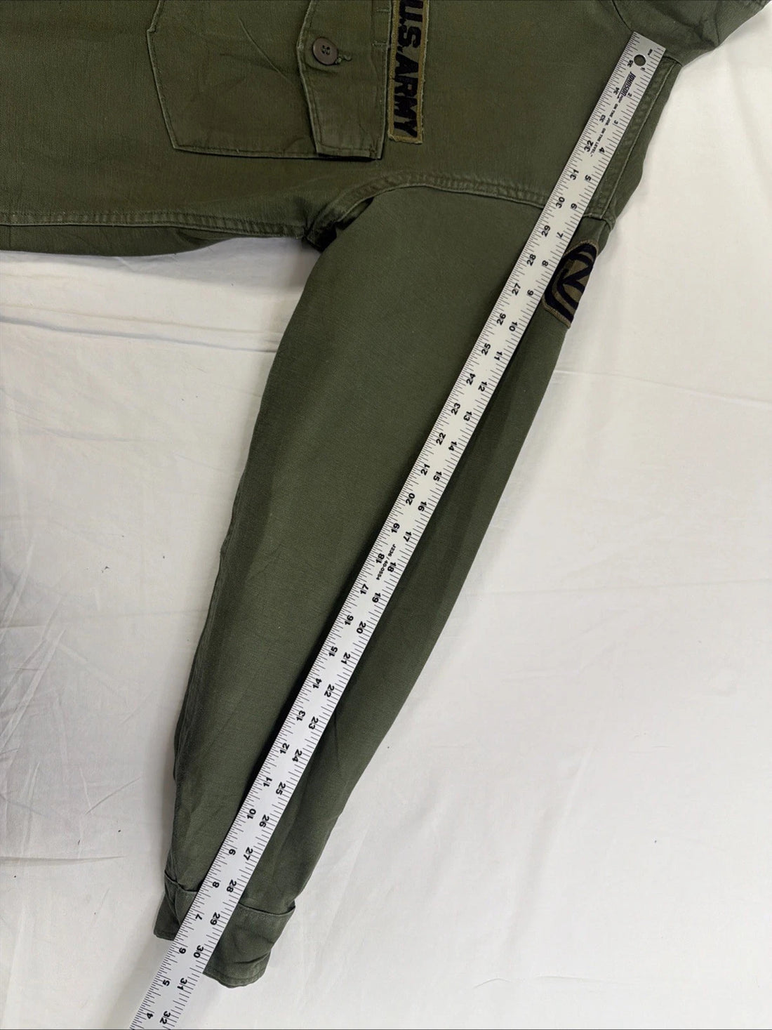 Vintage U.S. Army OG 107 Fatigue Button Up Shirt Size 15 1/2 x 33