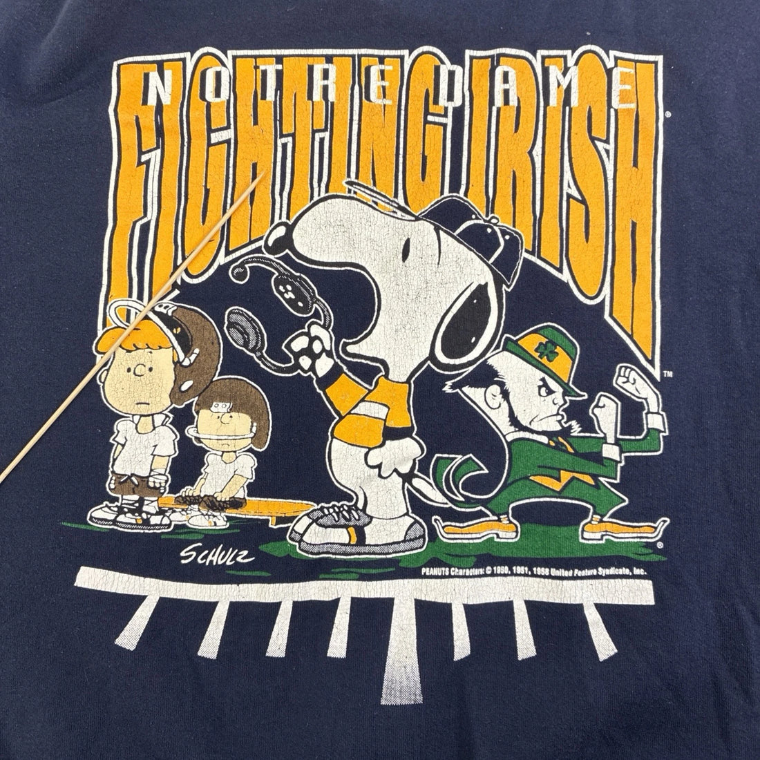 Vintage Notre Dame Fighting Irish Peanuts Crewneck Sweatshirt Large 90s NCAA