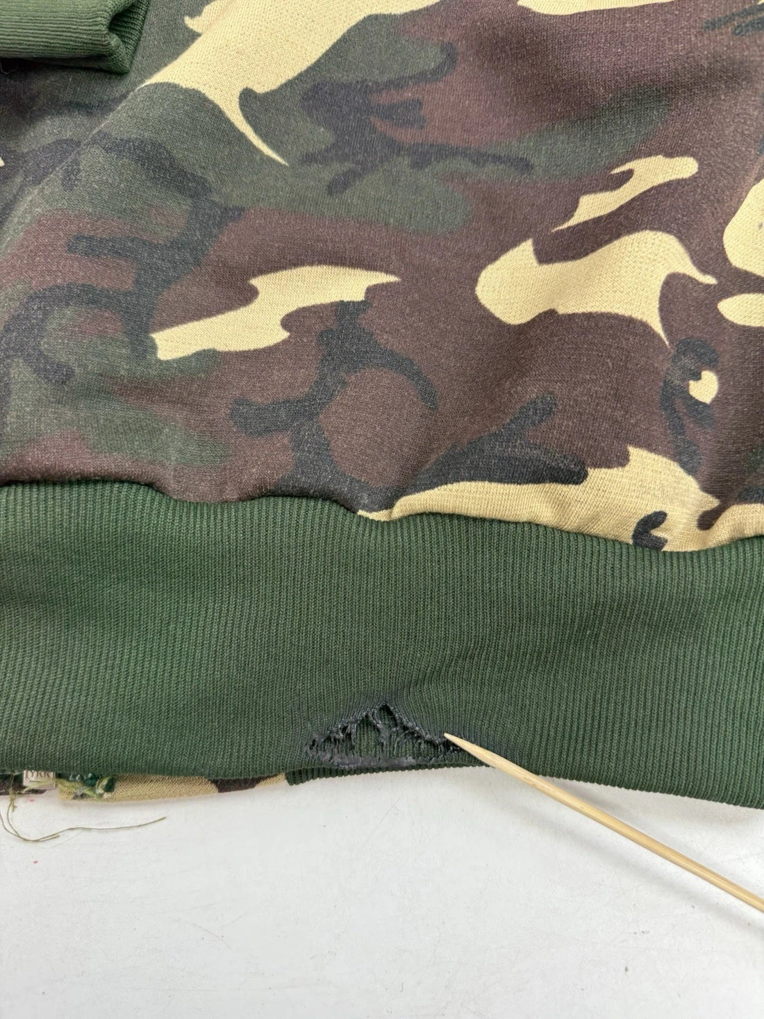 Vintage Camo Full Zip Sweatshirt Hoodie Size Medium Waffle Lined