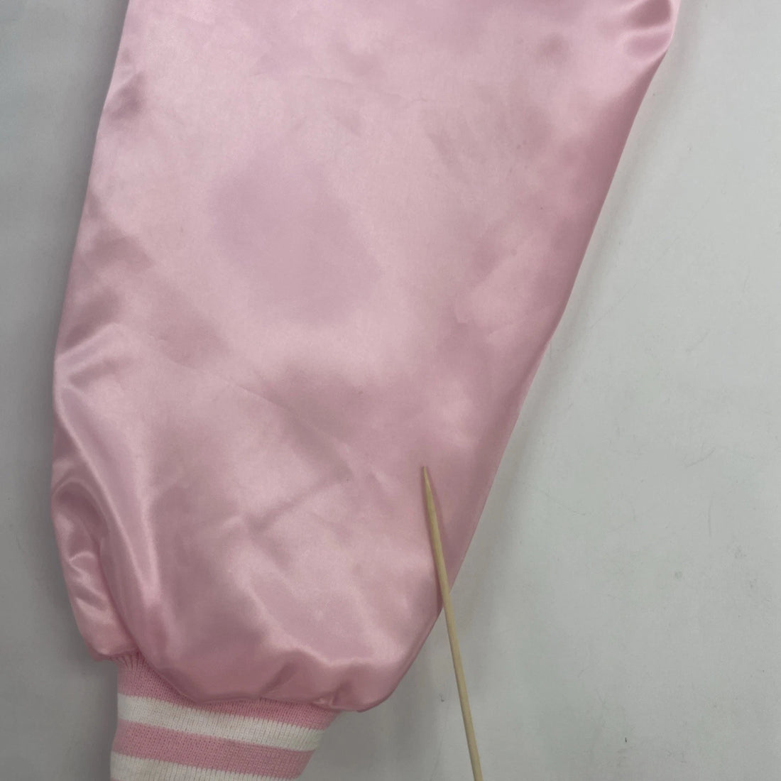 Vintage Dezerland Hot Rod Satin Bomber Jacket Size Large Pink