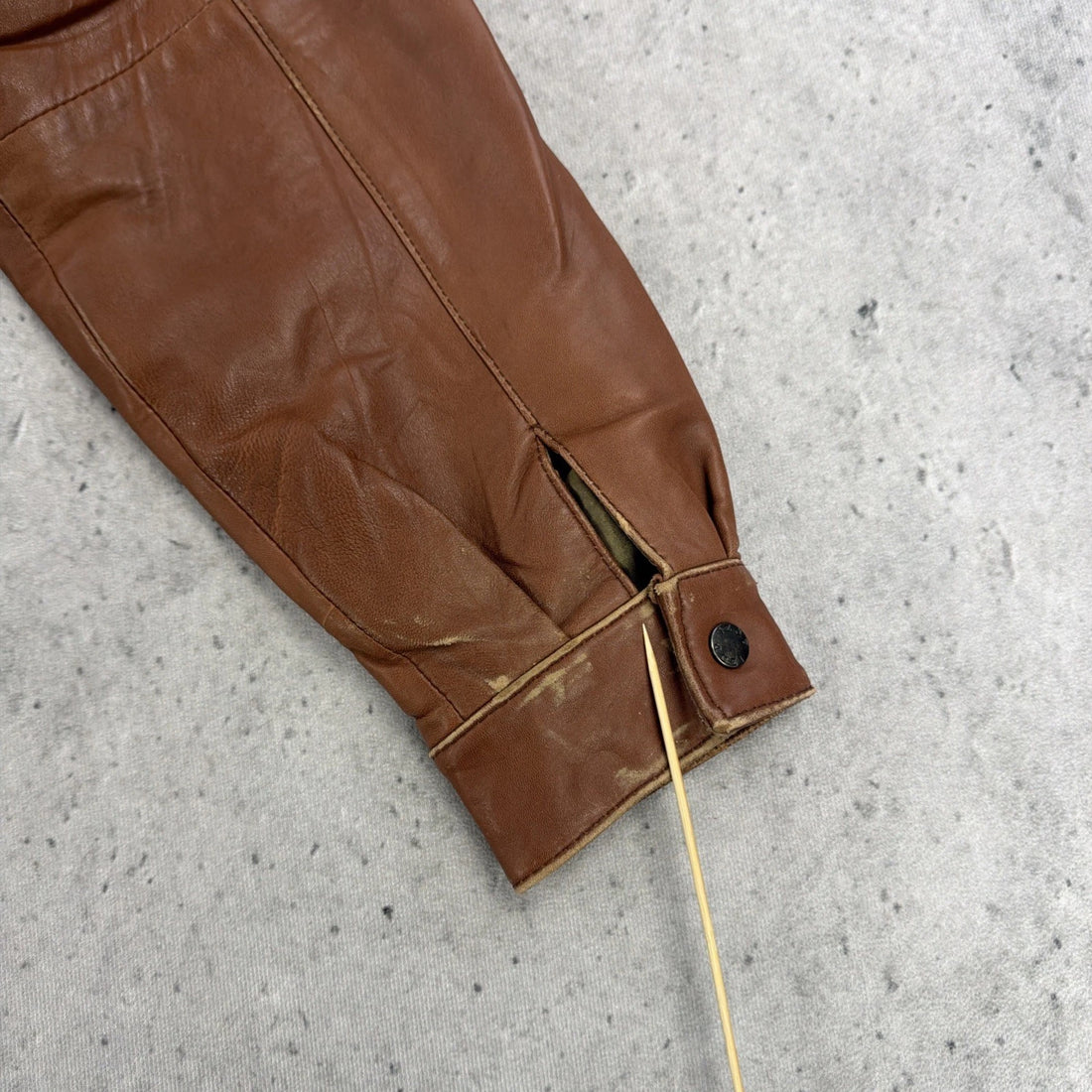 Vintage Izod Leather Bomber Jacket Size Large