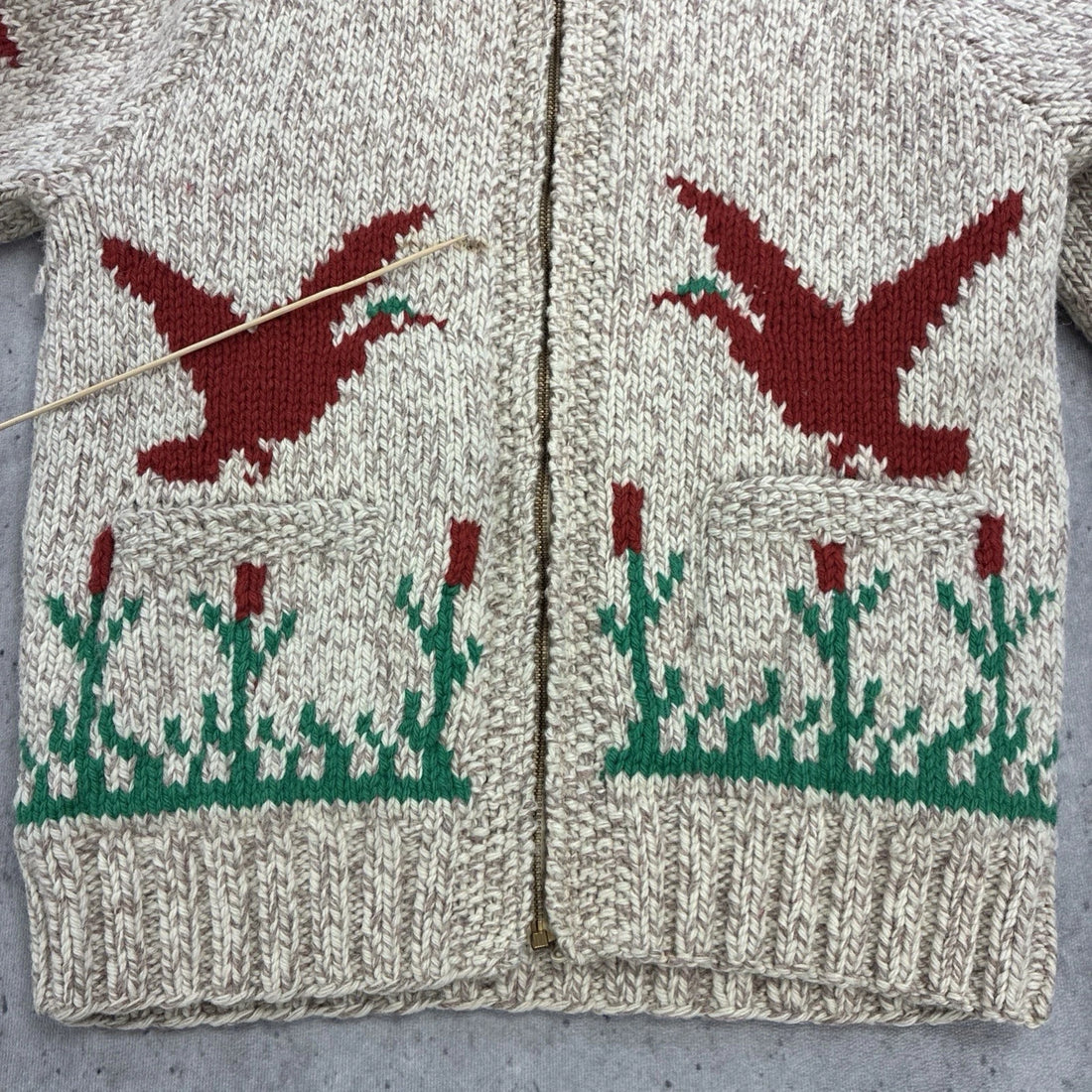 Hunting Pheasant Duck Wool Knit Cowichan Sweater Size Medium Vintage