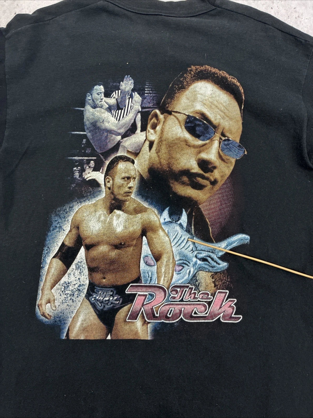 Vintage The Rock Wrestling T-Shirt Size XL Rap Tee WWF WWE