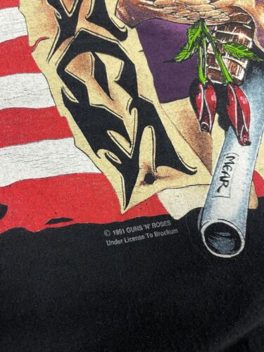 Vintage Guns N Roses T-Shirt Size Large Black Band Tee 1993 Vintage Guns N Roses T-Shirt Size Large Black Band Tee 1993