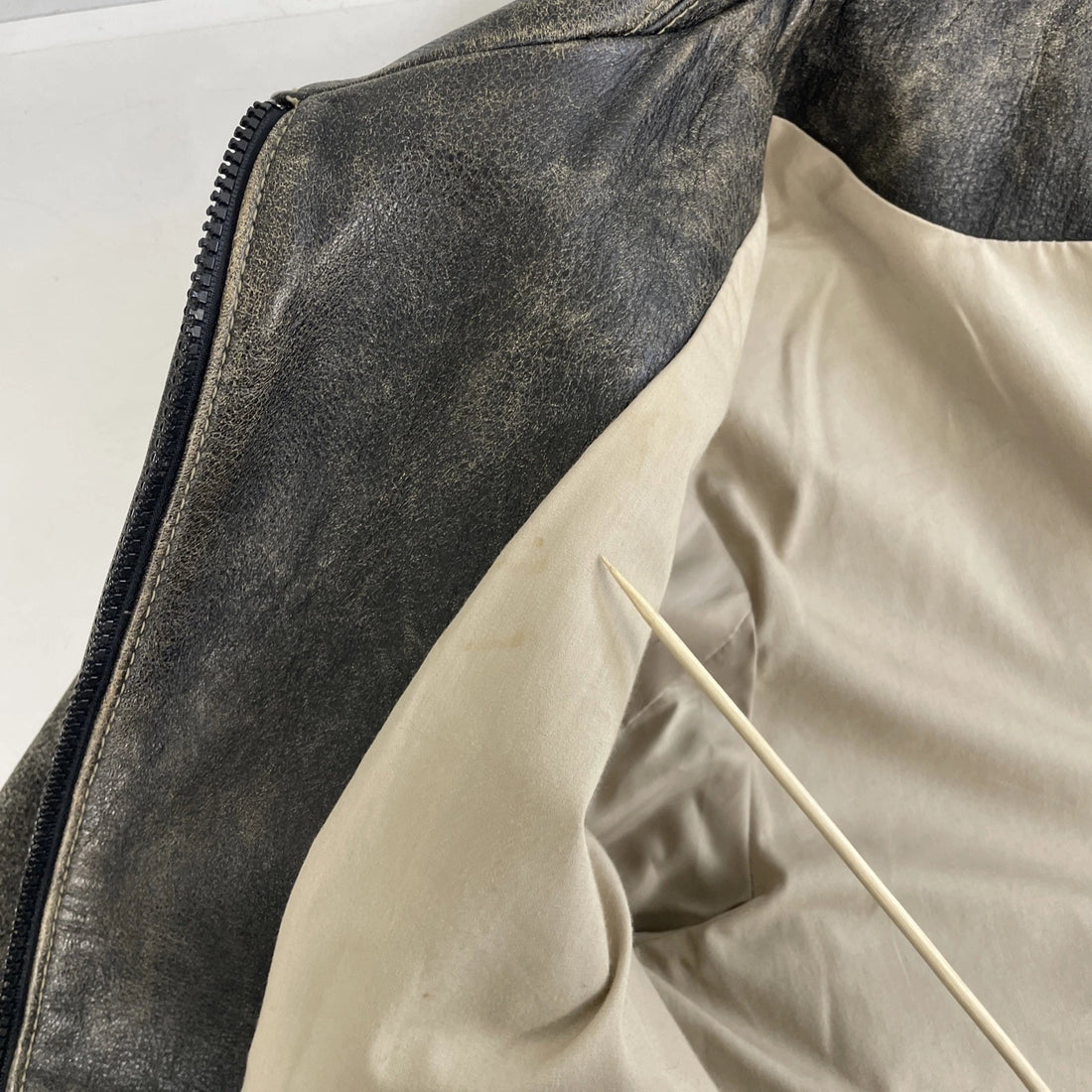 Danier Leather Jacket Size Medium