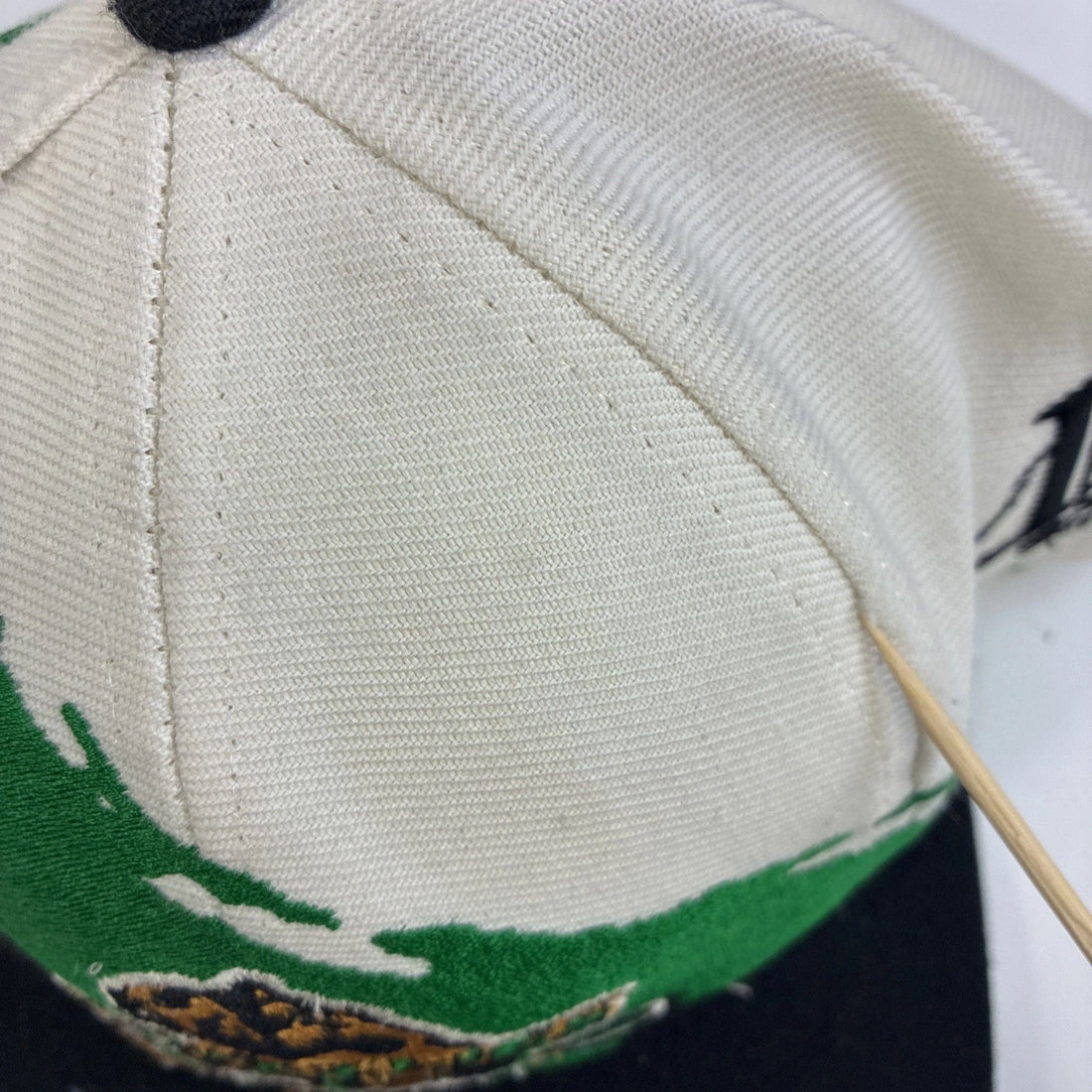 Vintage Denver Grizzlies Splash Logo Athletic Snapback Hat Cap OSFA IHL