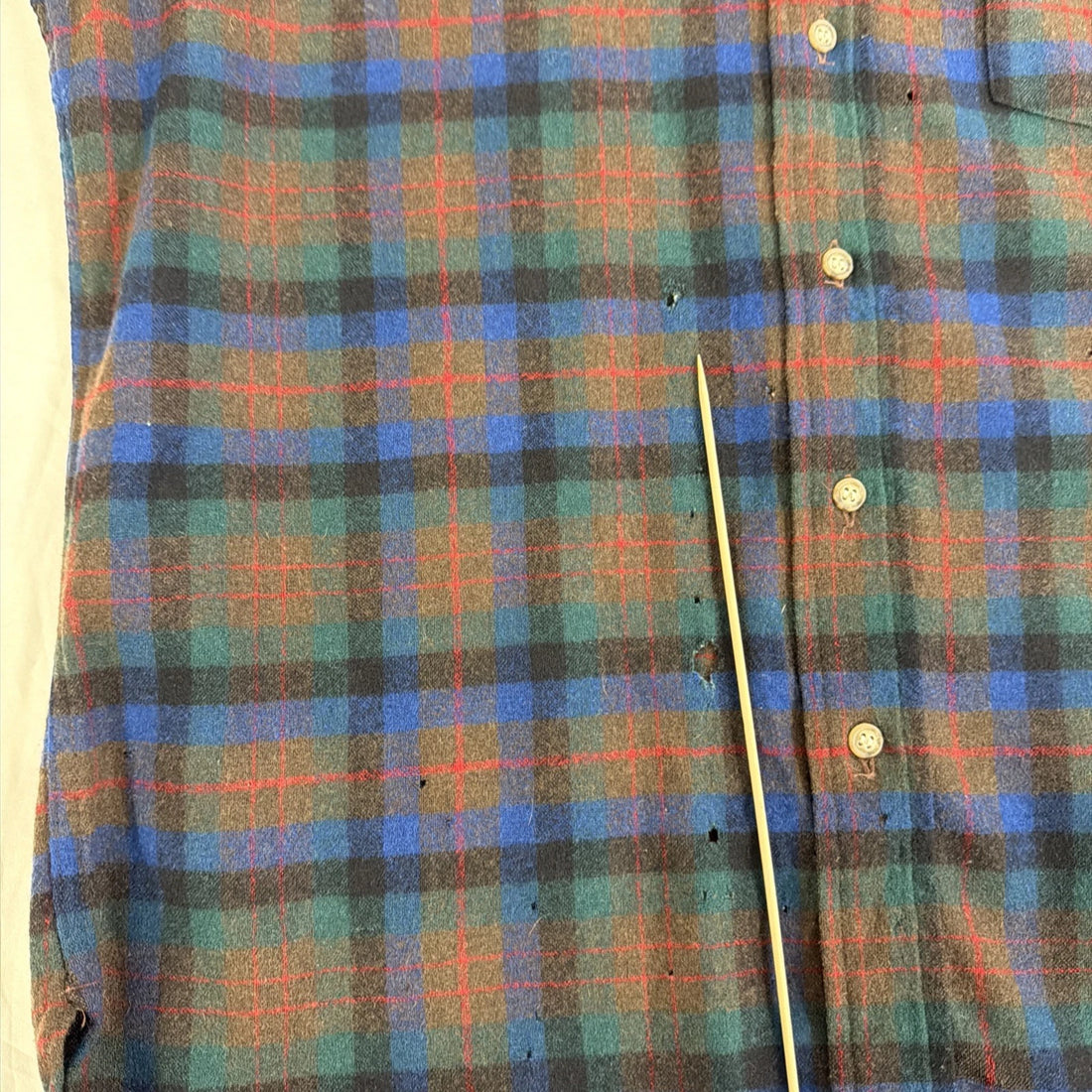 Vintage Pendleton Wool Lodge Button Up Shirt Size Large Plaid