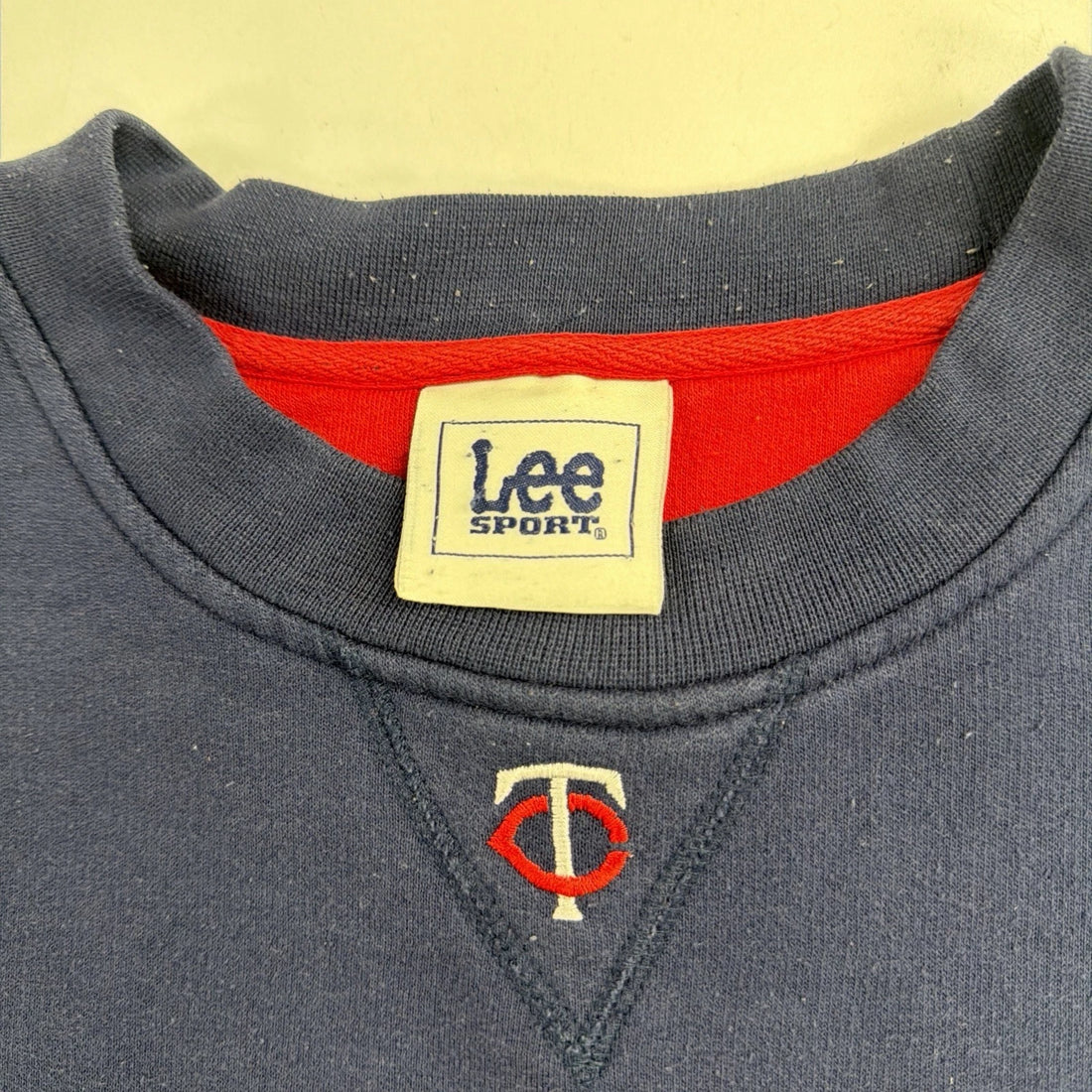 Minnesota Twins Crewneck Sweatshirt Size XL MLB