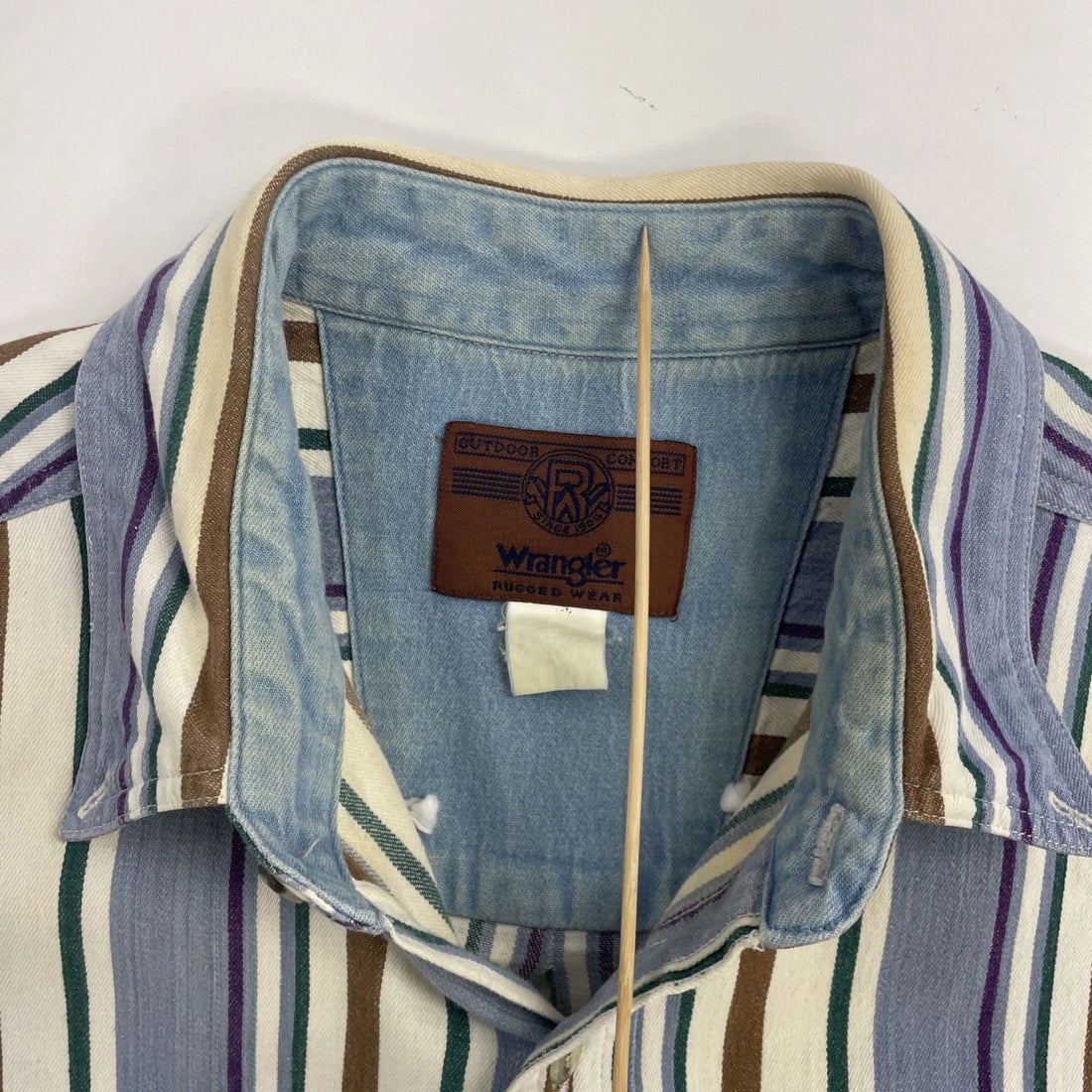 Vintage Wrangler Rugged Wear Button Up Shirt Size XL Striped