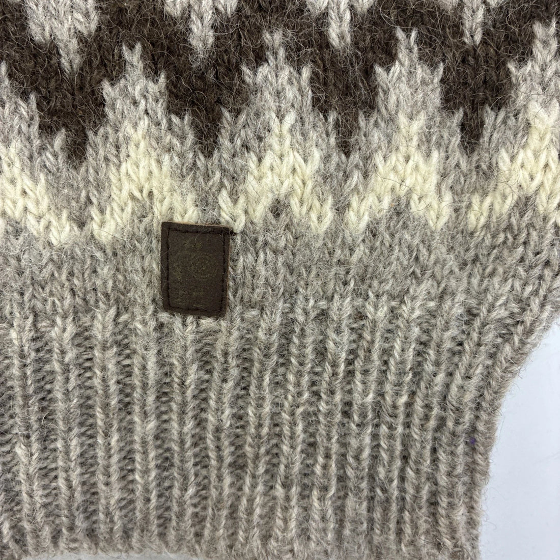 Vintage Wool Knit Fair Isle Crewneck Sweater Size Medium