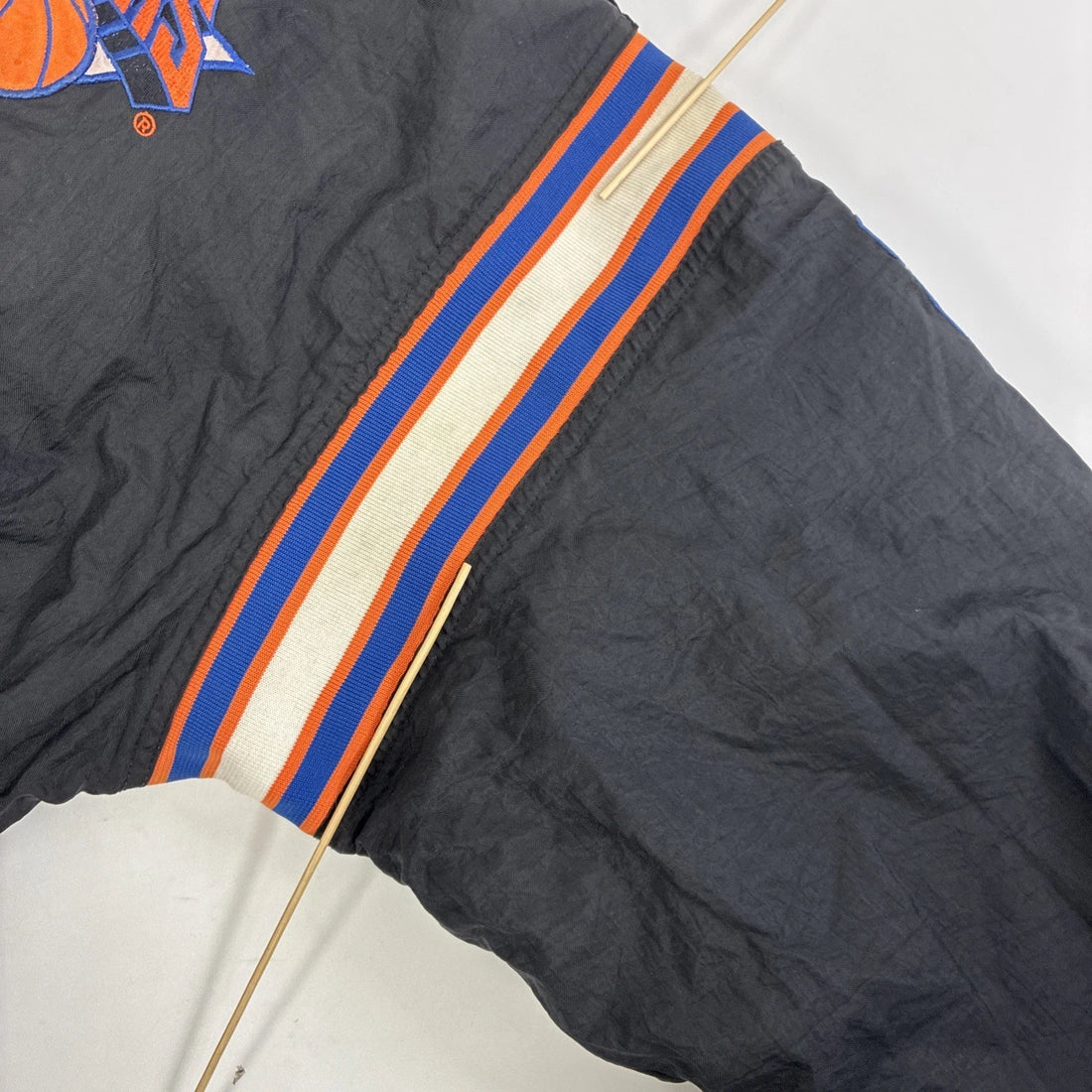 New York Knicks Pro Player Reversible Puffer Jacket Size Large NBA