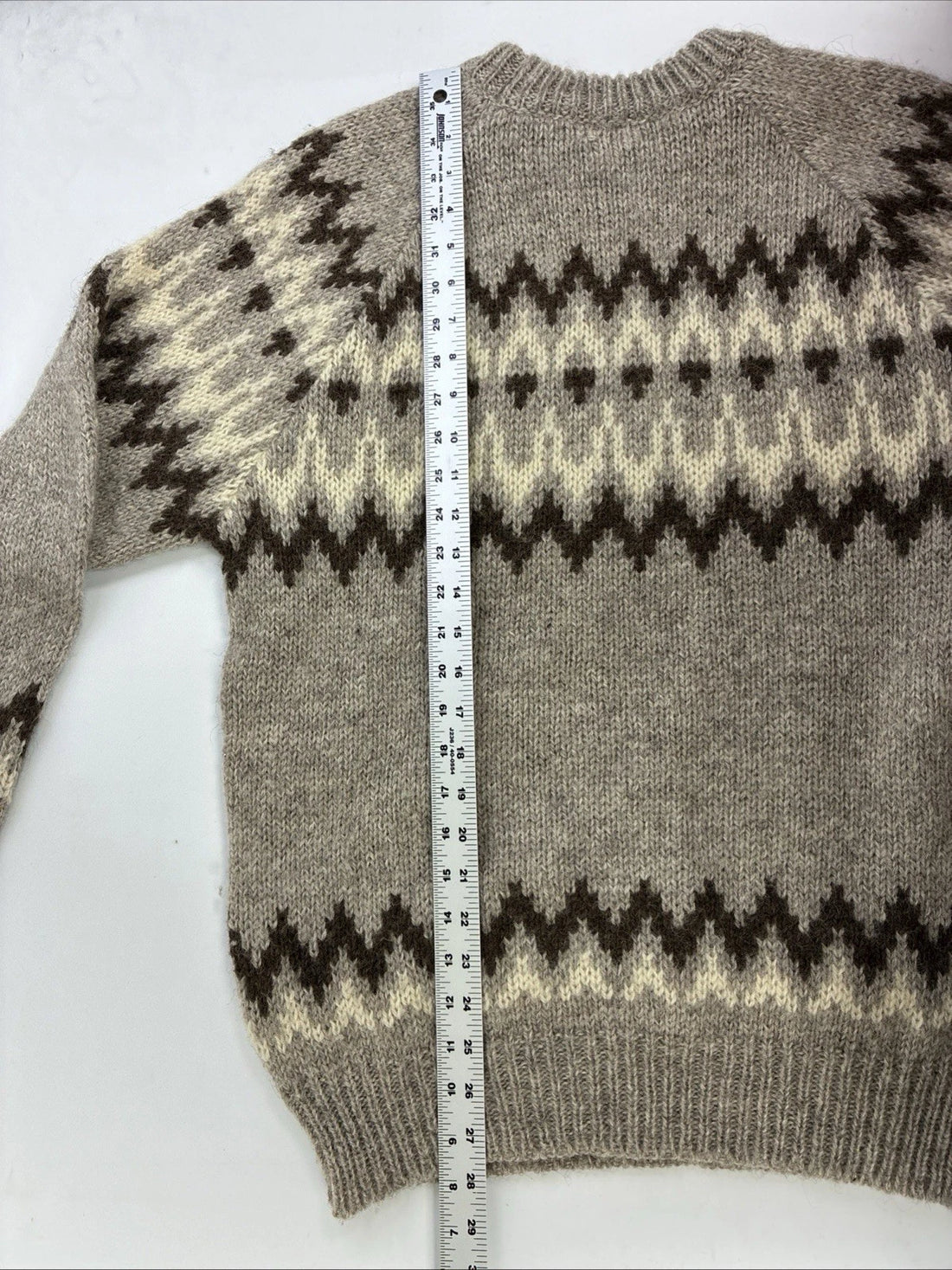Vintage Wool Knit Fair Isle Crewneck Sweater Size Medium