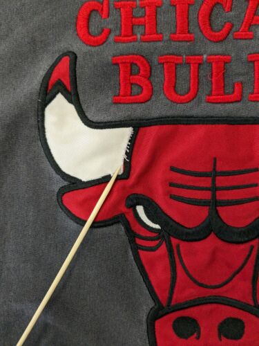 Vintage Chicago Bulls CCM Nutmeg Sweatshirt Hoodie Size XL Gray 90s NBA