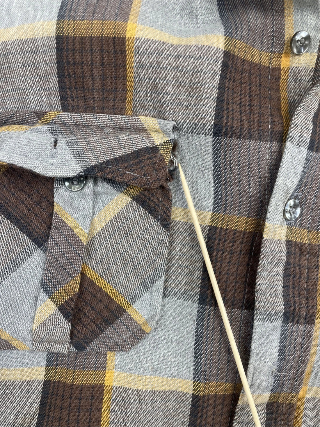 Vintage Eddie Bauer Button Up Shirt Size Large Brown Plaid