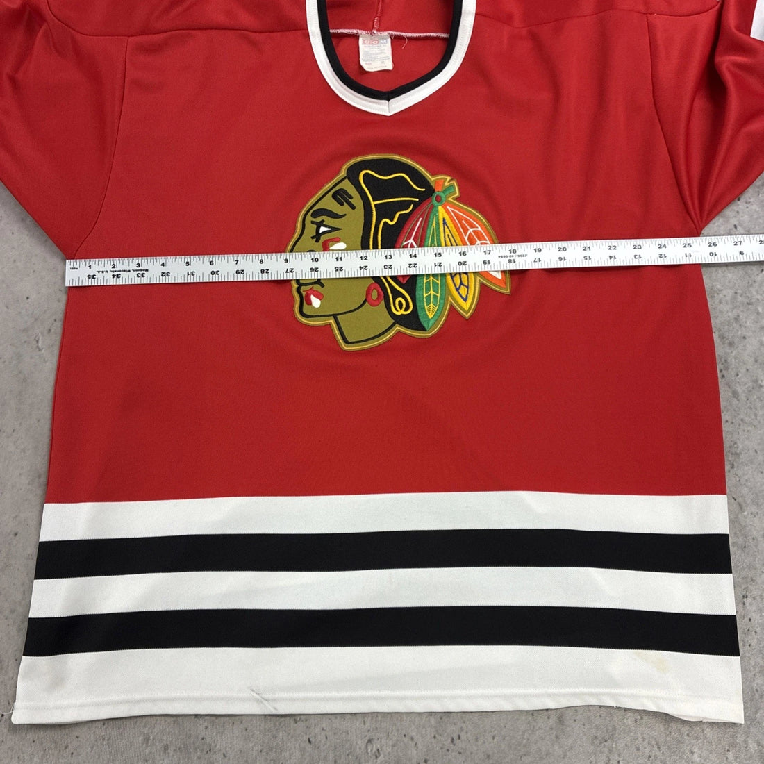 Vintage Chicago Blackhawks CCM Jersey Size XL NHL