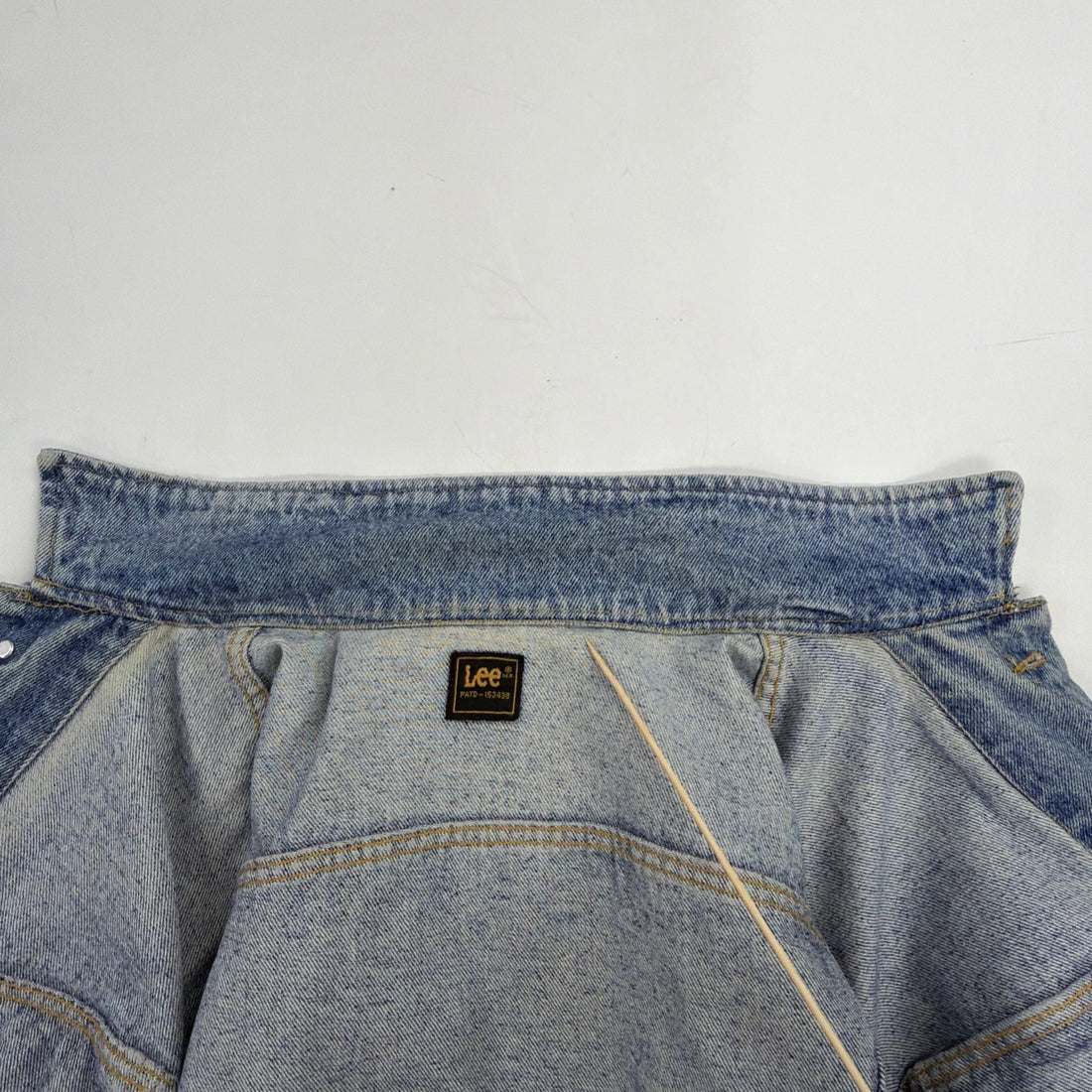 Vintage Lee Denim Trucker Jacket Size Large PATD-153438