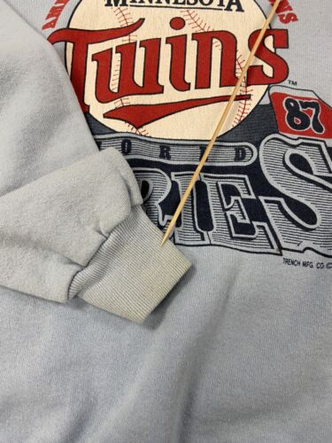 Vintage Minnesota Twins AL Champions Sweatshirt Size Small Blue 1987 80s MLB