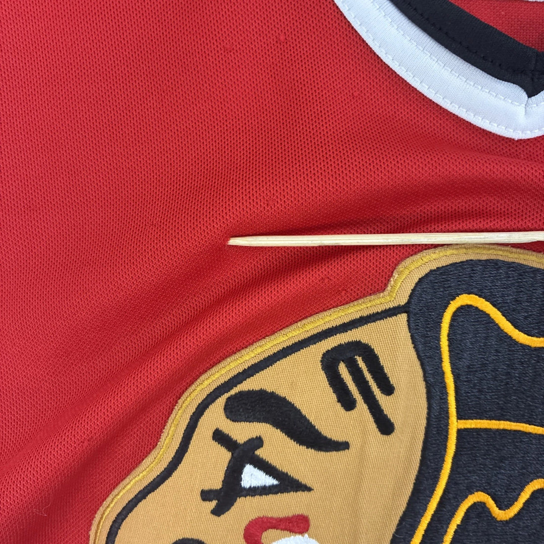 Vintage Chicago Blackhawks CCM Jersey Size Medium 90s NHL