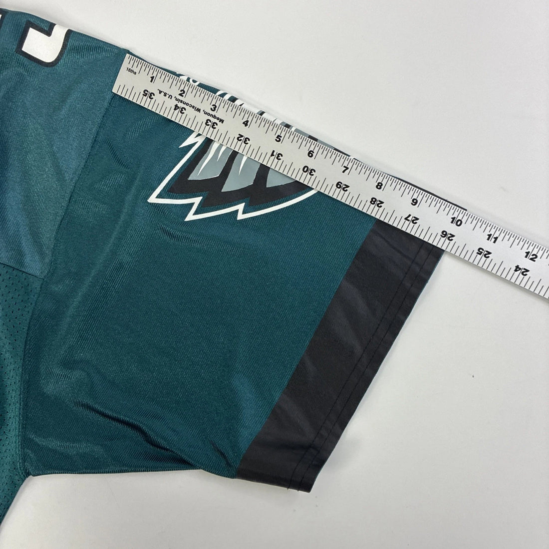 Vintage Philadelphia Eagles Donovan McNabb Adidas Jersey Size XL NFL
