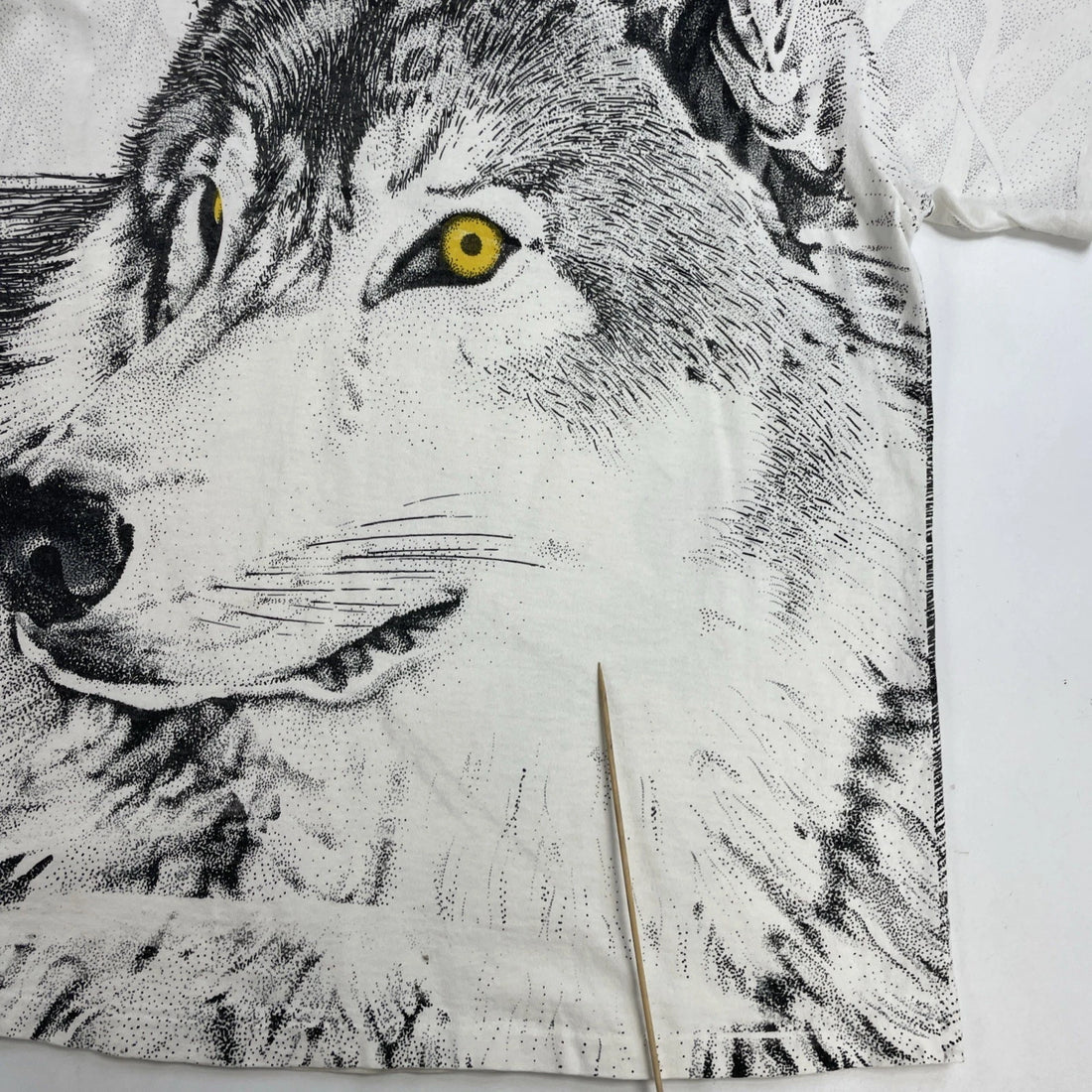Vintage Wolf T-Shirt Size Large Nature All Over Print 90s