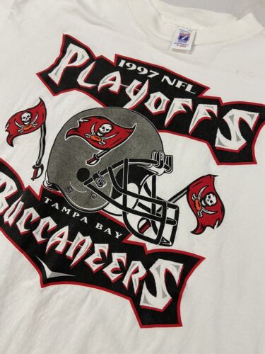 Vintage Tampa Bay Buccaneers Playoffs Logo 7 T-Shirt Size XL 1997 90s NFL