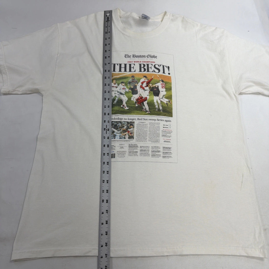 Boston Red Sox Newspaper World Champions T-Shirt Size XL 2007 MLB