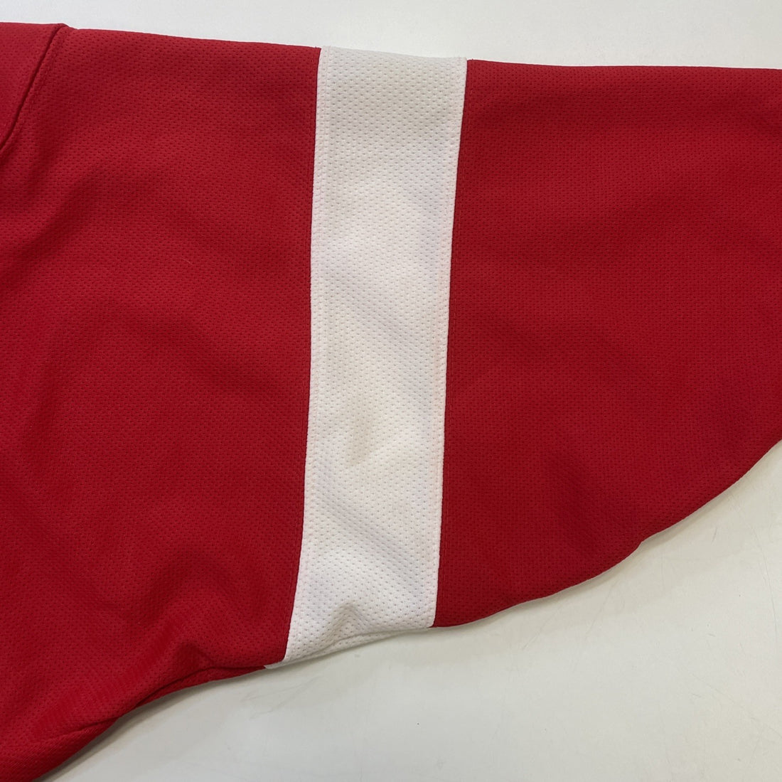 Vintage Detroit Red Wings Pro Player Hockey Jersey Size 2XL NHL