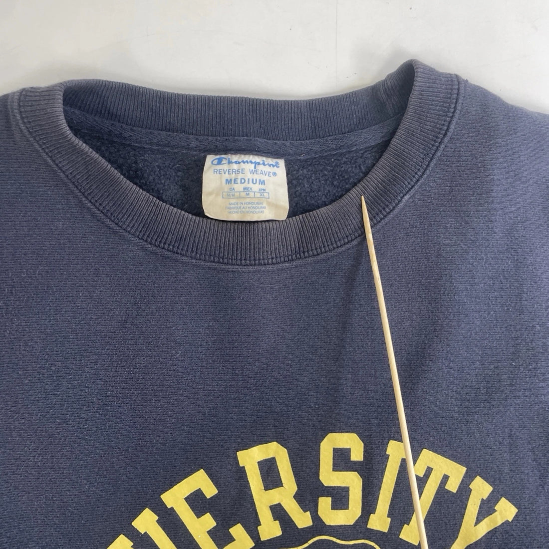 Notre Dame Fighting Irish Champion Reverse Weave Sweatshirt Size Medium NCAA