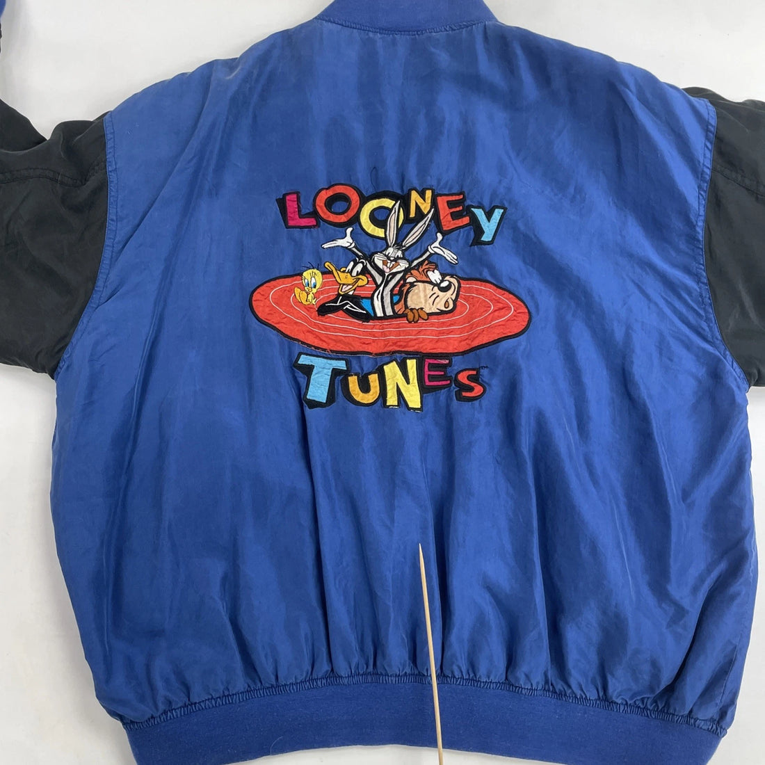 Vintage Looney Tunes Silk Bomber Jacket Size Medium