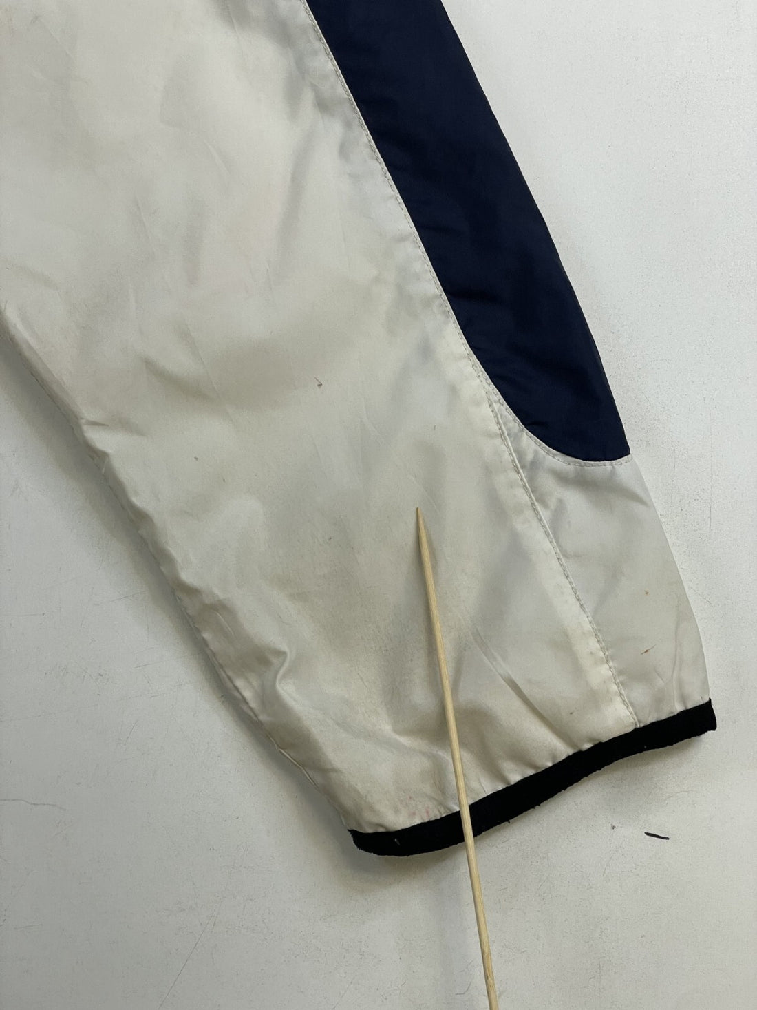 Vintage Nike Windbreaker Light Jacket Size Medium White