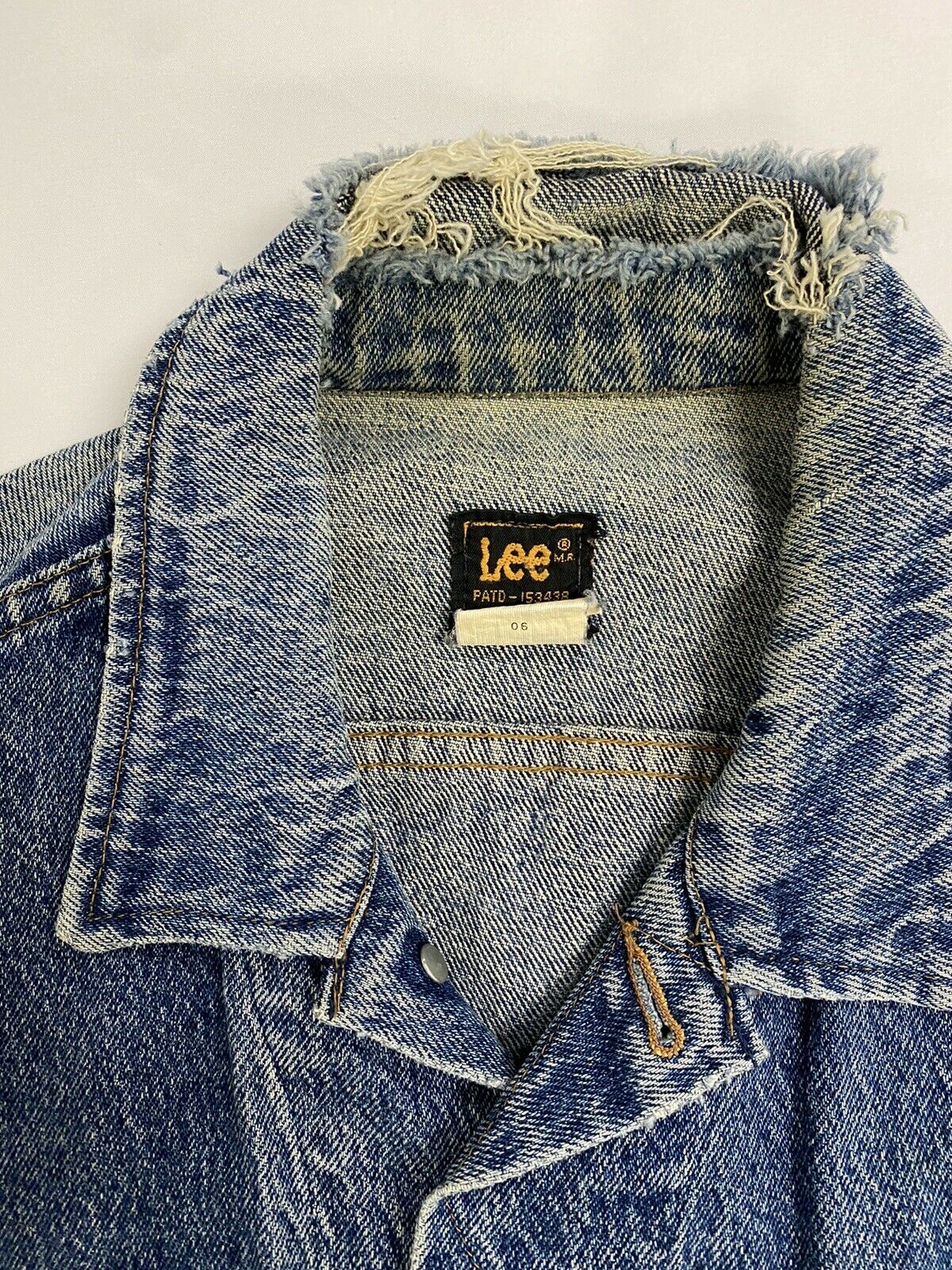 Vintage Lee Riders Denim Jean Trucker Jacket Size 40 Blue PATD-153438 –  Throwback Vault