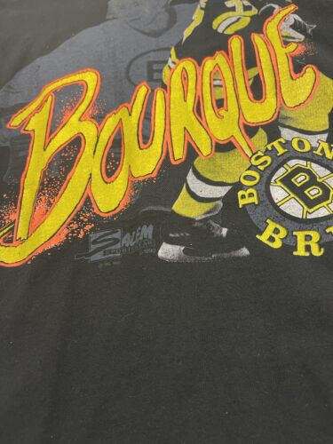 Boston Bruins Black Divide T-Shirt - WBMTEE