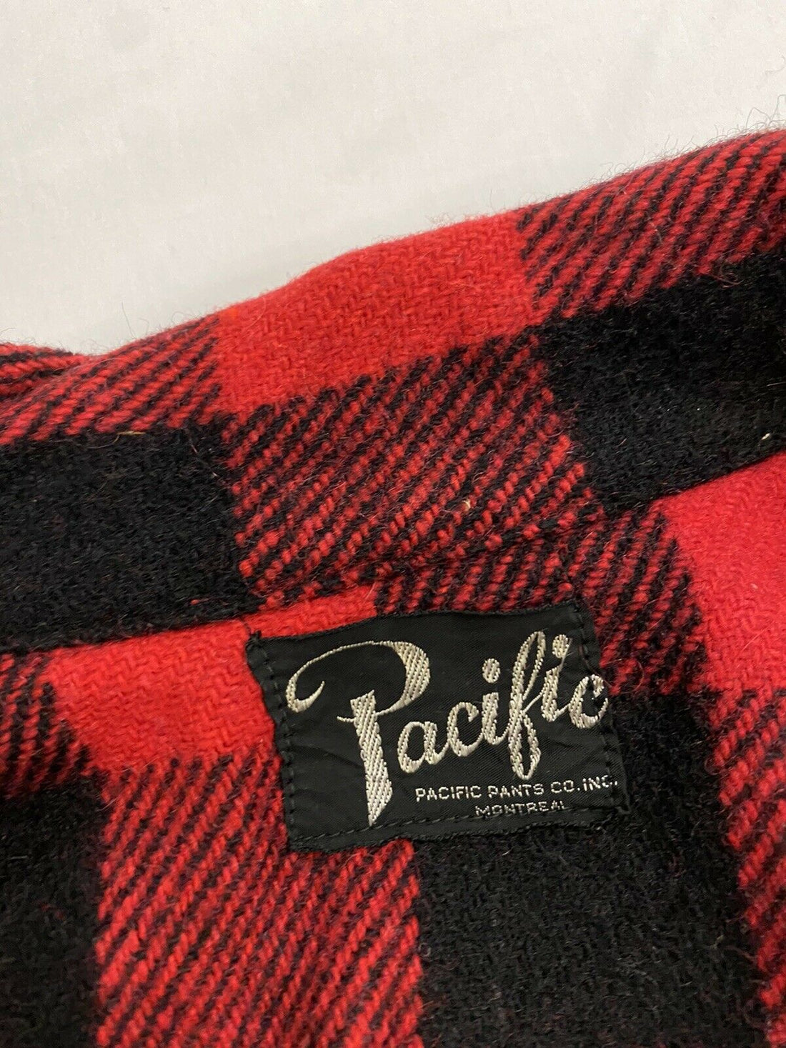 Vintage Pacific Wool Coat Jacket Size Medium Red Black Buffalo Plaid Made Canada