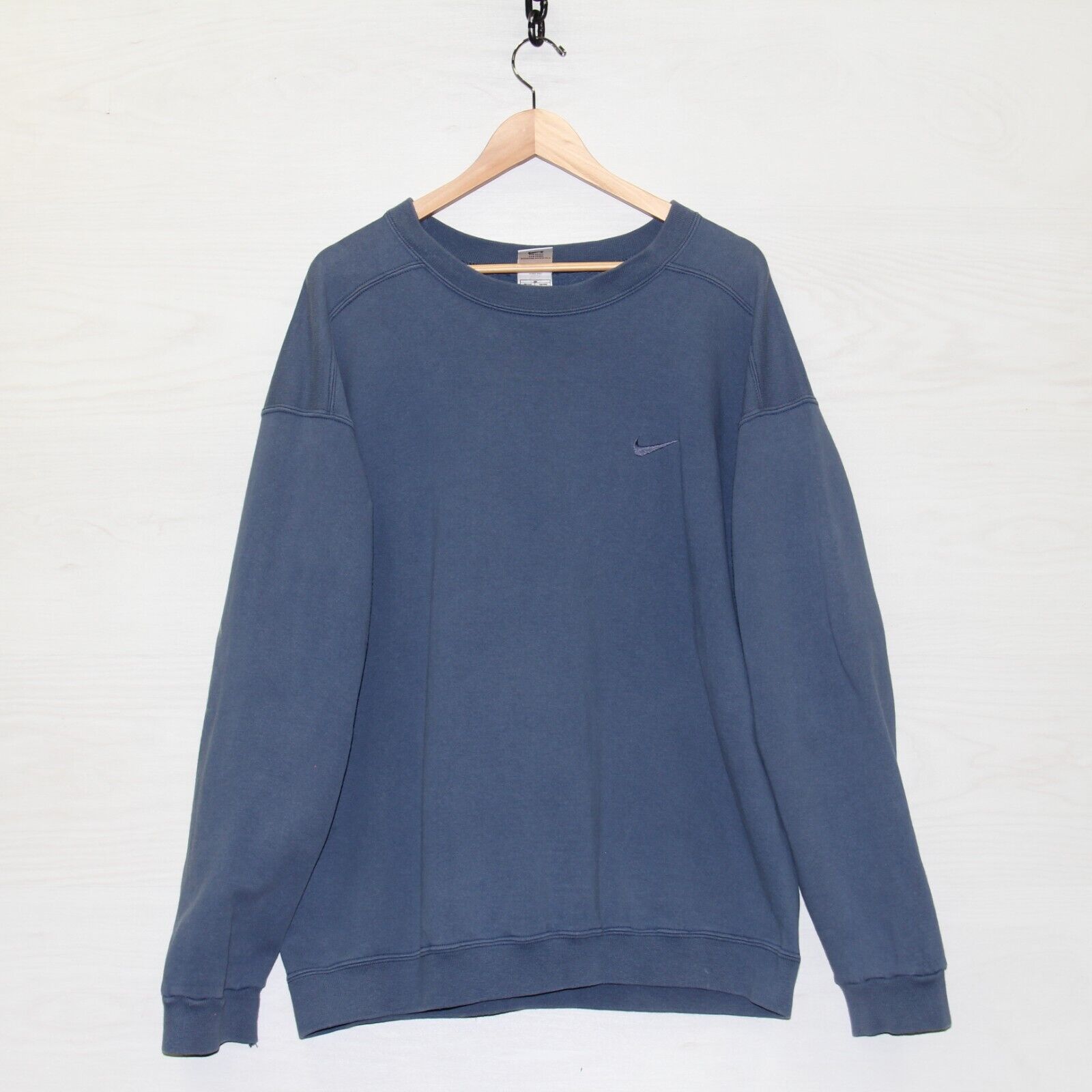 Navy blue hotsell sweatshirt nike