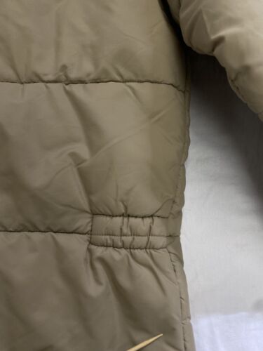 Vintage Walls Insulated Puffer Jacket Size Large Blizzard Pruf Beige