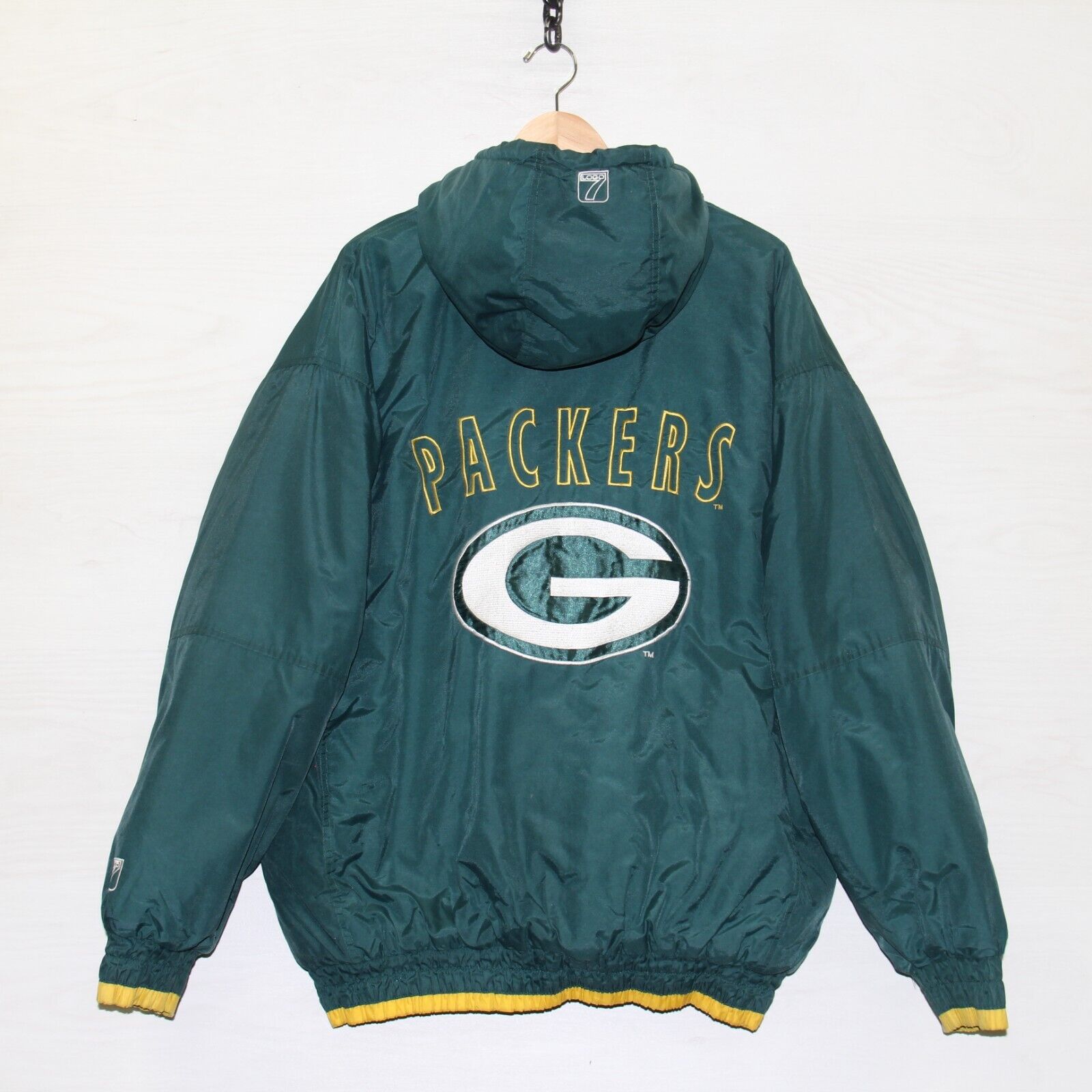 Vintage hotsell Green Bay Packers Jacket Size XL